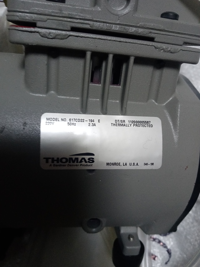 Вакуумный насос Thomas 617CD22 