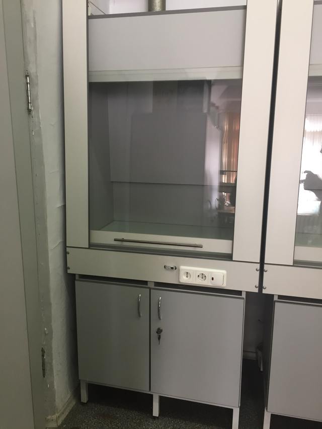 Вытяжной шкаф, лабораторный, 900мм шириной. Модель: ЛАБ-900ШВФ